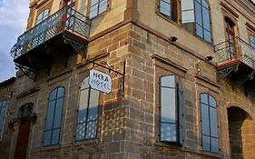 Hera Hotel